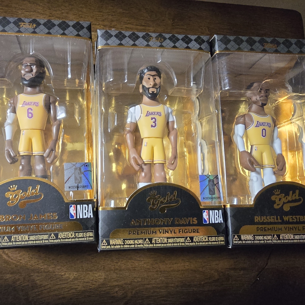 NBA Lakers Vinyl Figures Set